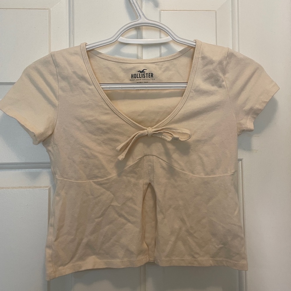 Hollister Cream Cut-Out Baby Tee with Bow